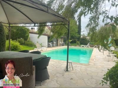 Villa - 195 m² - 7 pièces