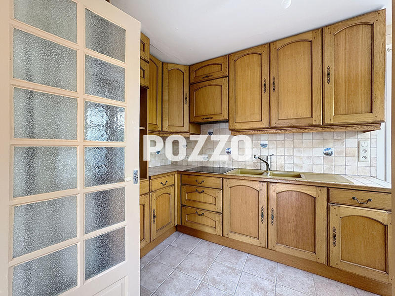 Maison - 90 m² - 6 pièces