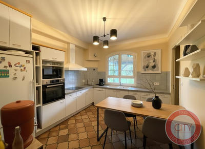 Maison ancienne - 190 m² - 7 pièces