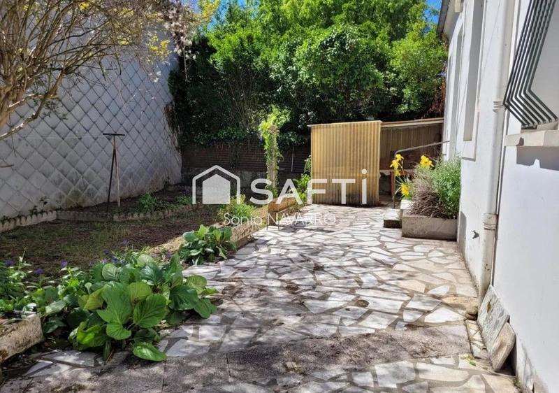 Maison - 96 m² - 5 pièces