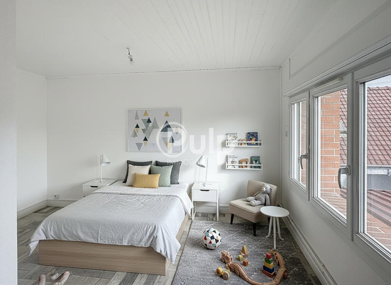 Maison - 176 m² - 8 pièces