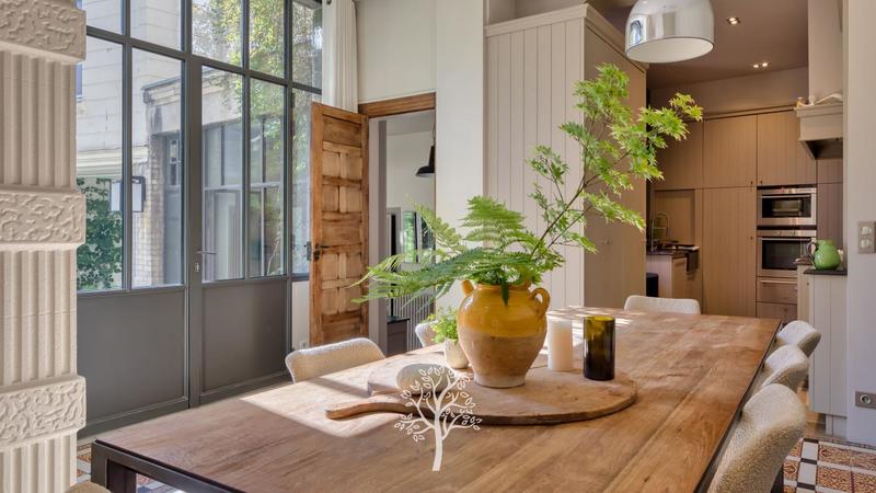 Hôtel particulier - 250 m² - 7 pièces