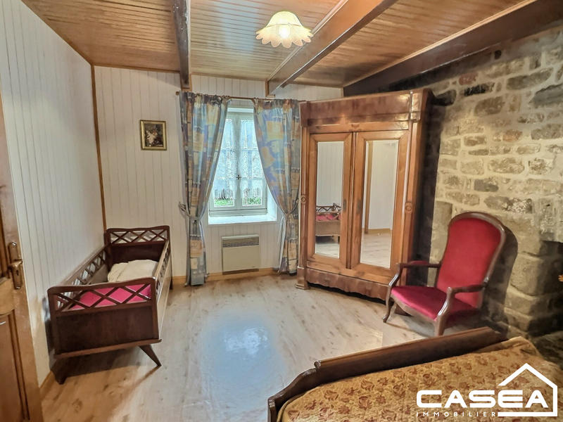 Maison - 175 m² - 7 pièces