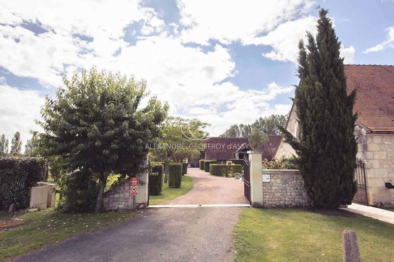 Corps de ferme - 561 m² - 35 pièces