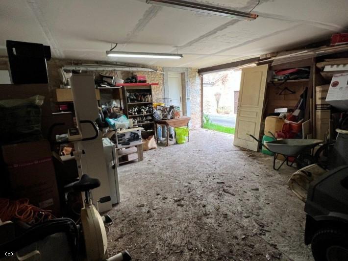 Maison ancienne - 180 m² - 7 pièces