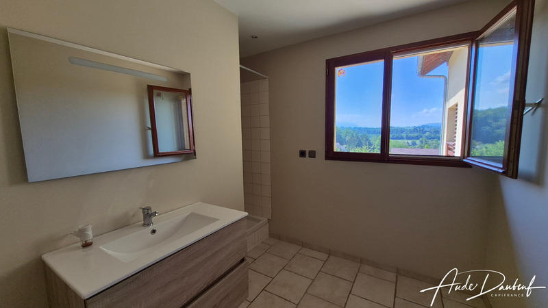 Maison - 157 m² - 6 pièces