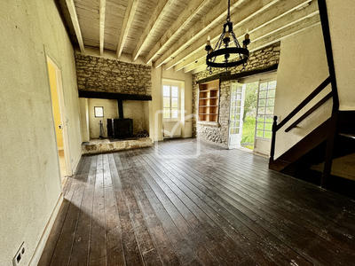 Maison - 128 m² - 9 pièces