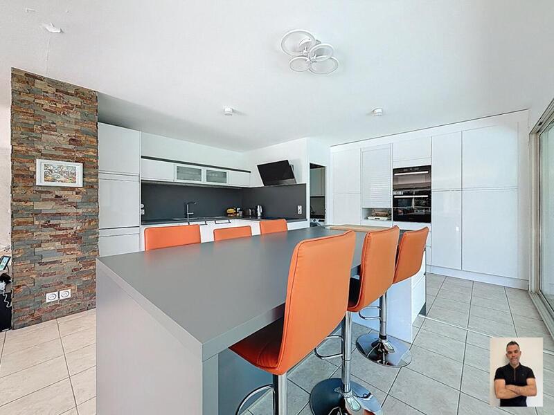 Maison - 188 m² - 5 pièces