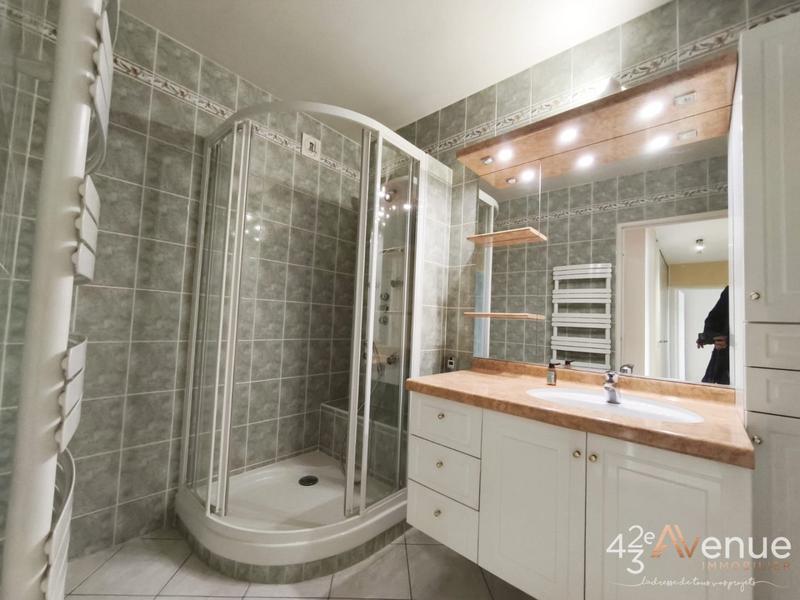 Appartement - 108 m² - 4 pièces