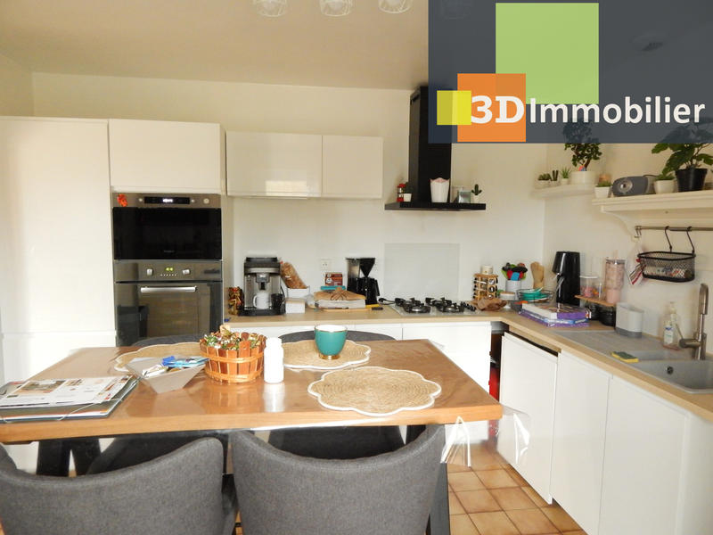 Maison - 92 m² - 5 pièces