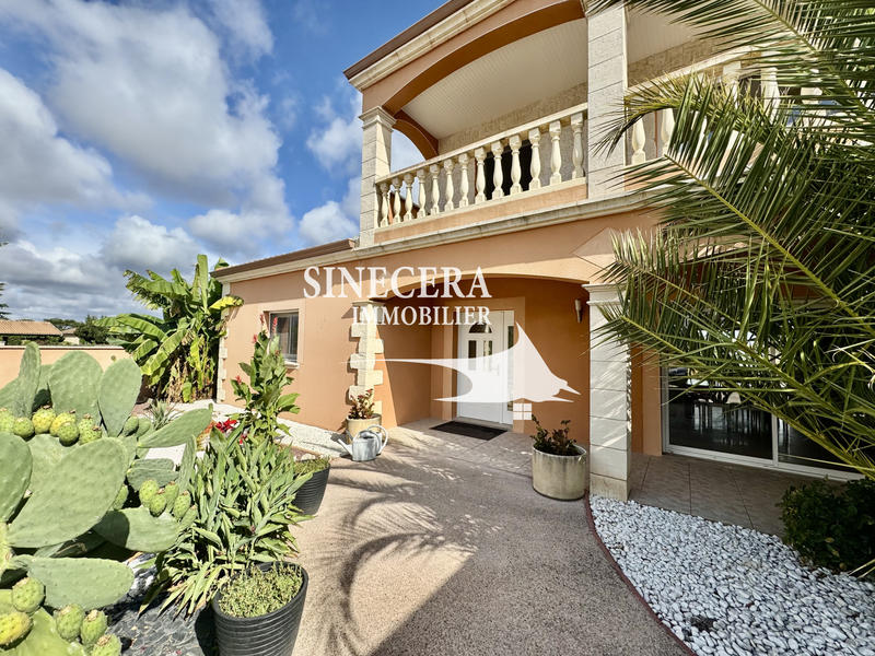 Maison - 224 m² - 9 pièces