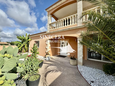 Maison - 224 m² - 9 pièces