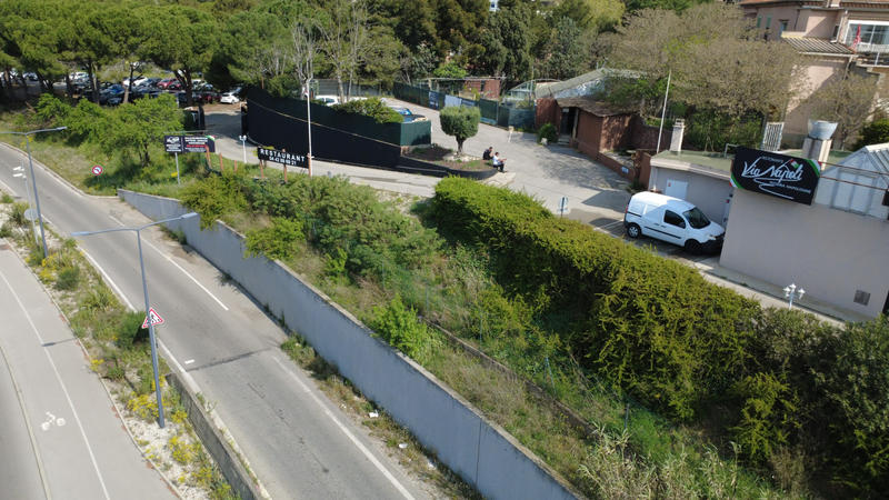 Local commercial - 253 m² - 3 pièces