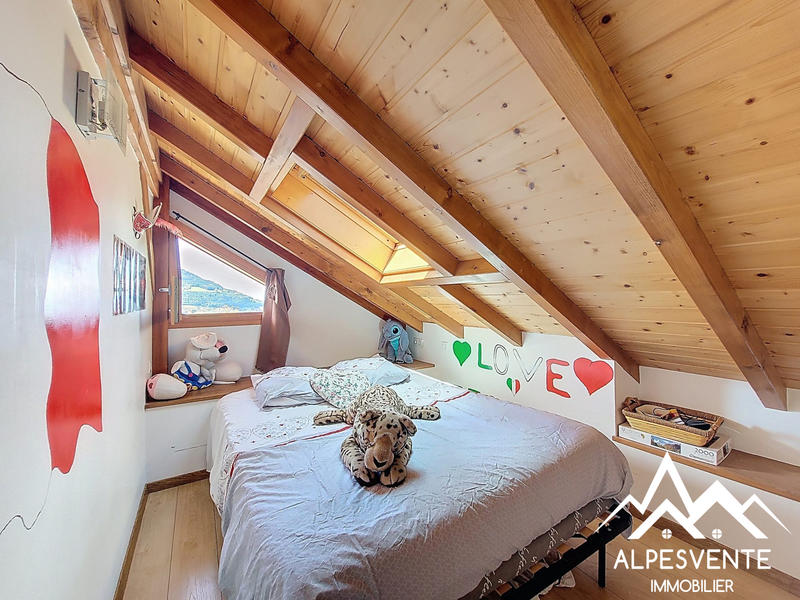 Maison - 110 m² - 4 pièces