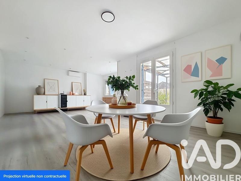 Maison - 80 m² - 4 pièces