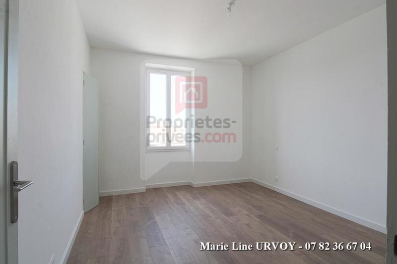 Maison - 151 m² - 8 pièces