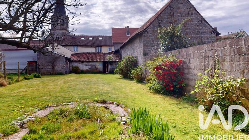 Maison - 95 m² - 6 pièces