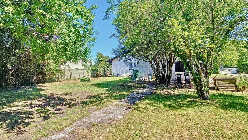 Maison traditionnelle - 90 m² - 4 pièces