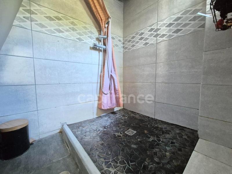 Maison - 190 m² - 7 pièces