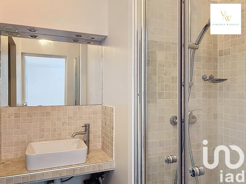 Maison - 274 m² - 10 pièces