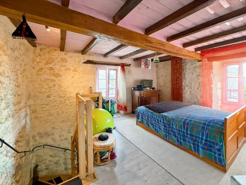 Maison de village - 115 m² - 3 pièces