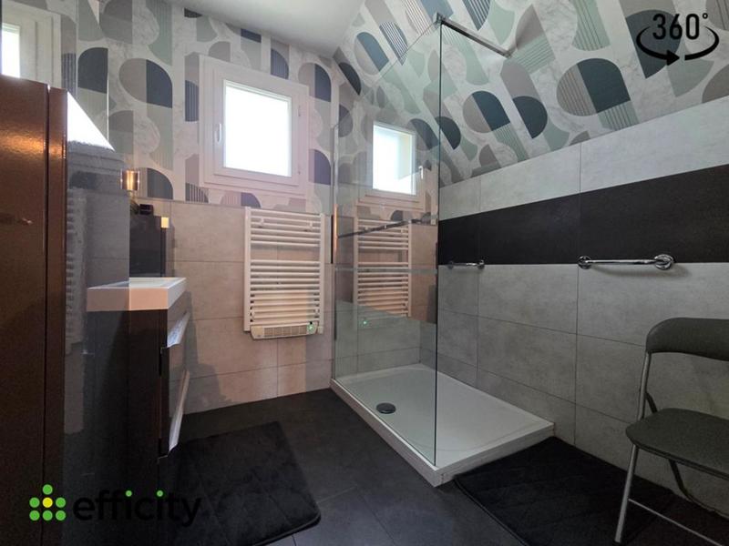 Maison - 104 m² - 6 pièces