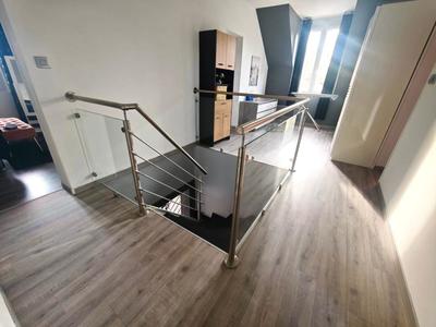 Maison - 220 m² - 8 pièces