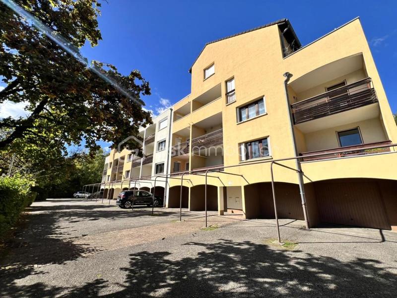 Appartement - 81 m² - 4 pièces