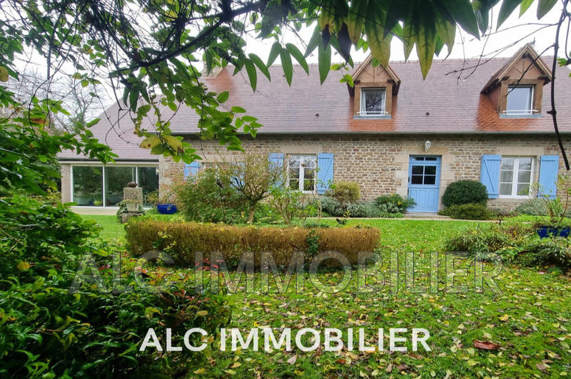 Propriété - 194 m² - 8 pièces