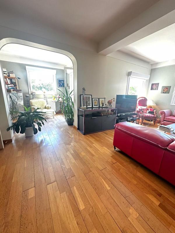 Maison traditionnelle - 136 m² - 5 pièces