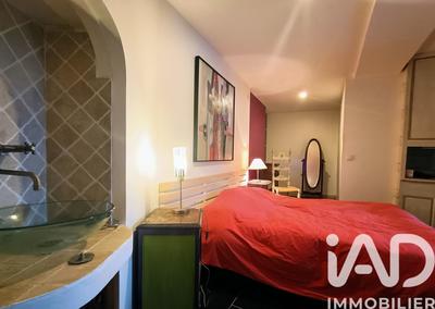 Maison - 318 m² - 7 pièces