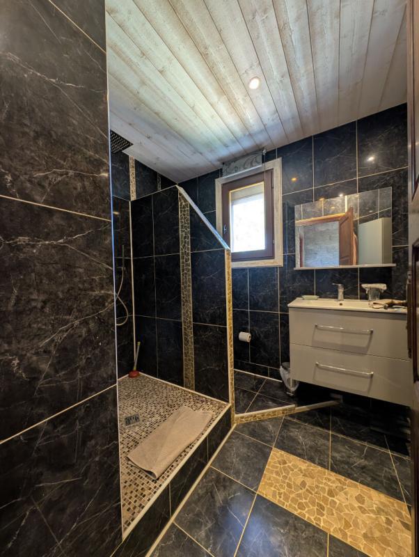 Maison - 231 m² - 5 pièces