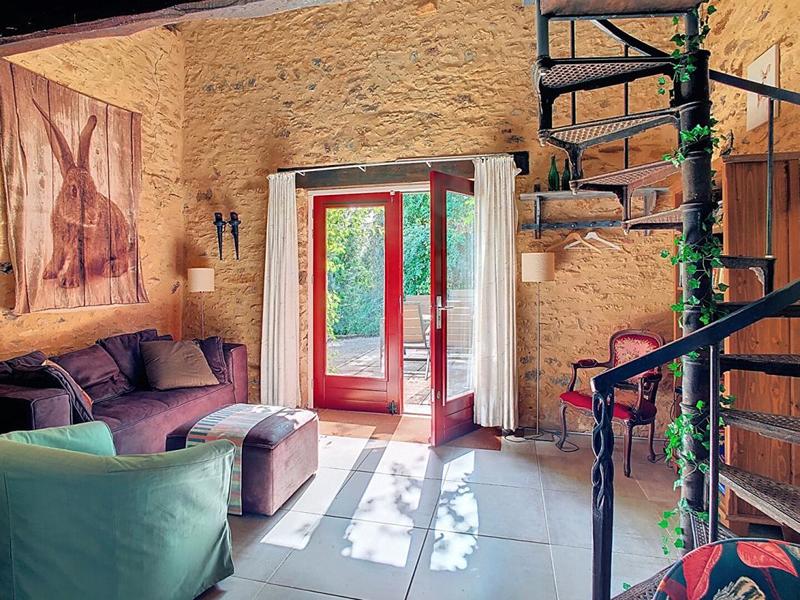 Maison - 170 m² - 9 pièces