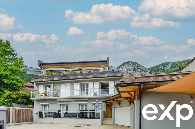 Appartement - 188 m² - 6 pièces