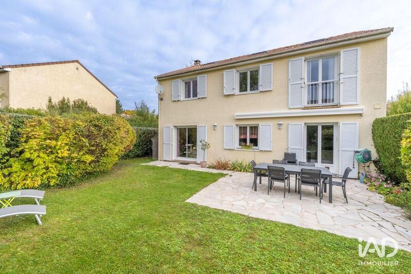 Maison - 140 m² - 5 pièces