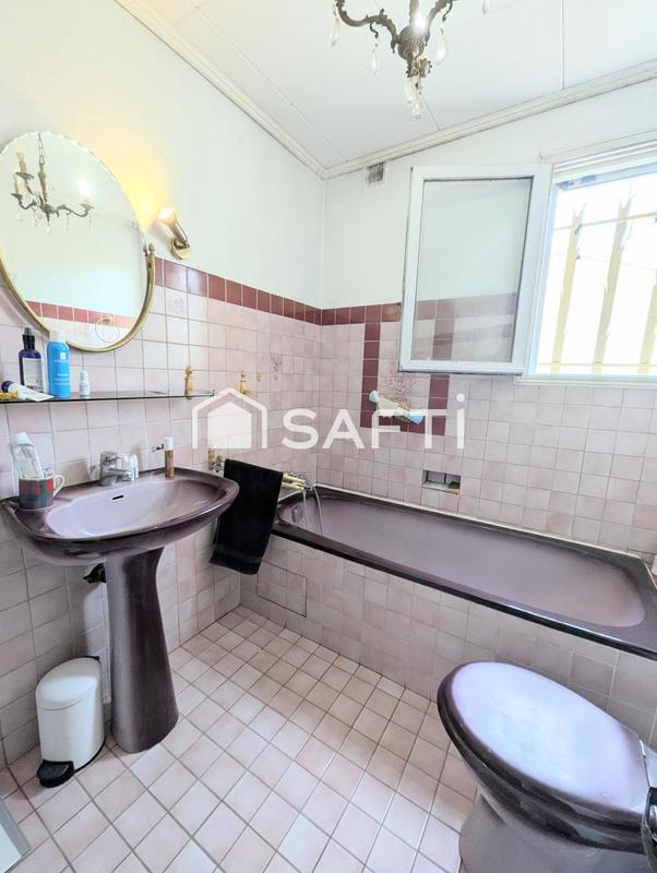 Maison - 96 m² - 4 pièces