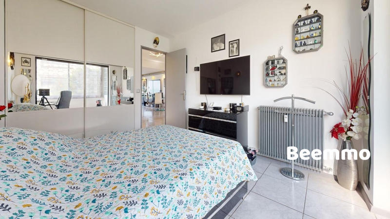 Appartement - 75 m² - 3 pièces