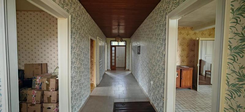 Maison - 218 m² - 4 pièces