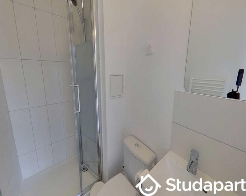 Chambre - 43 m² - 1 pièce