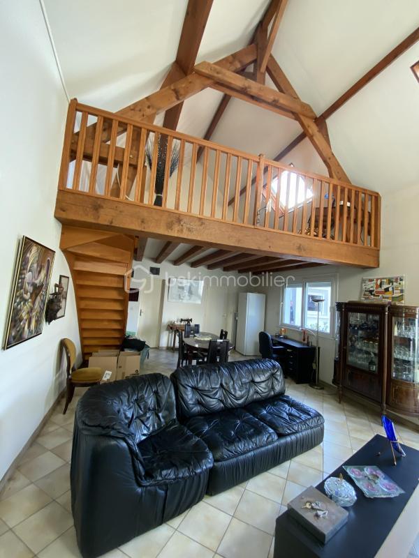 Maison - 170 m² - 7 pièces