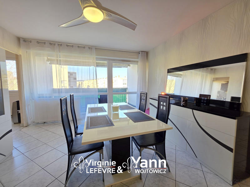 Appartement - 84 m² - 4 pièces