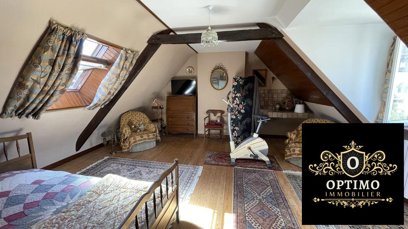 Maison traditionnelle - 133 m² - 5 pièces