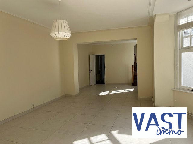 Maison ancienne - 121 m² - 4 pièces