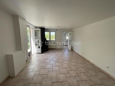 Maison - 121 m² - 5 pièces