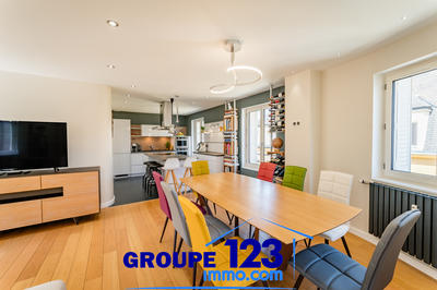 Appartement - 125 m² - 5 pièces