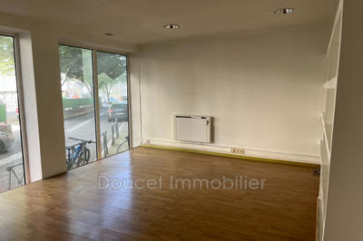 Local commercial - 95 m²