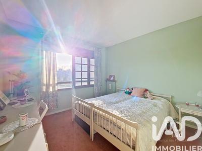 Maison - 104 m² - 6 pièces