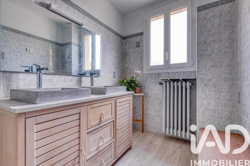 Maison - 120 m² - 4 pièces