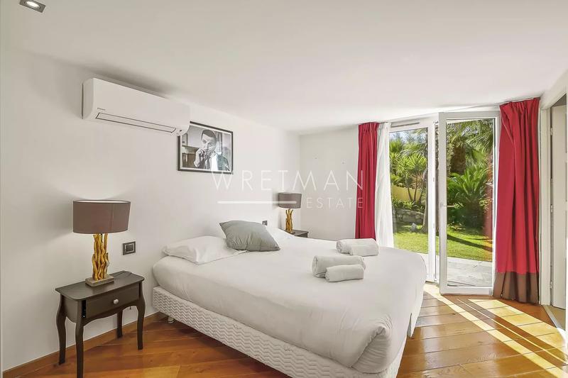 Villa - 440 m² - 10 pièces