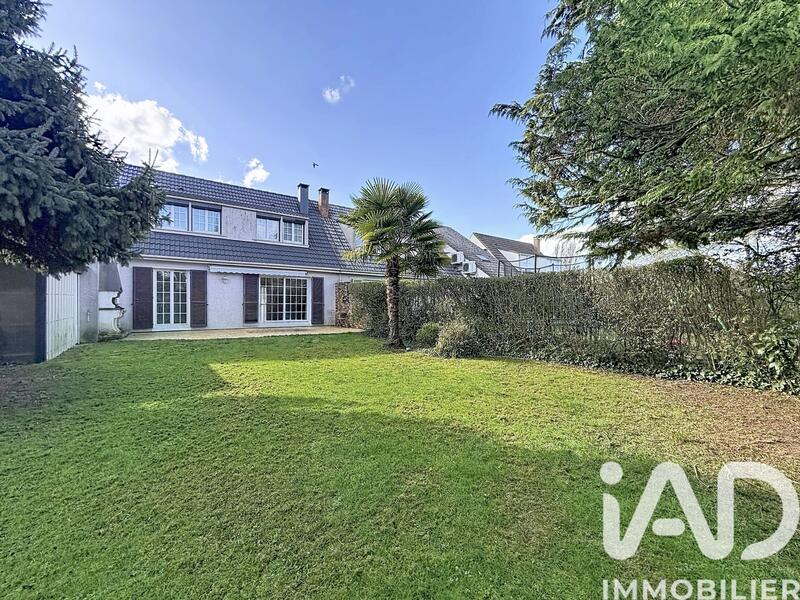 Maison - 117 m² - 7 pièces